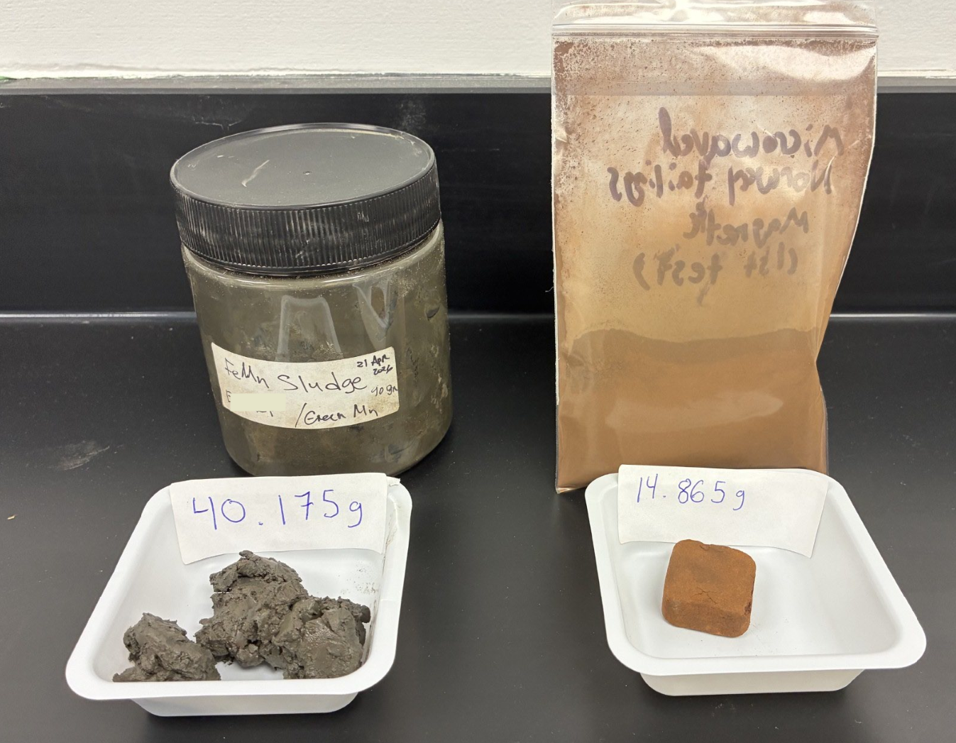 Ferromanganese sludge before treatment and processed material after treatment